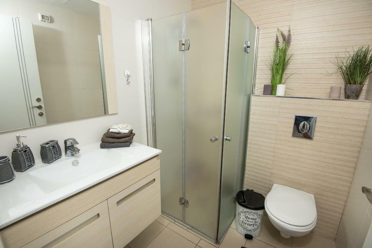 Bat Yam Luxery 5Br Sea View Suite Eksteriør bilde